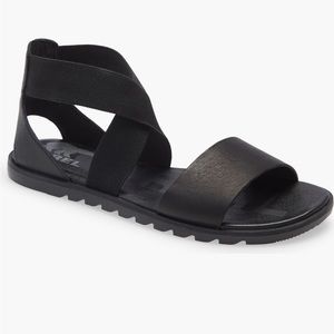 SOREL 🧸 Ella II Black Sandals
